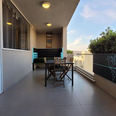 Stylish - Modern - Large Terrace - 2 Bed - 200 M From Sea - Fully Air Con St. Paul's Bay Exterior foto