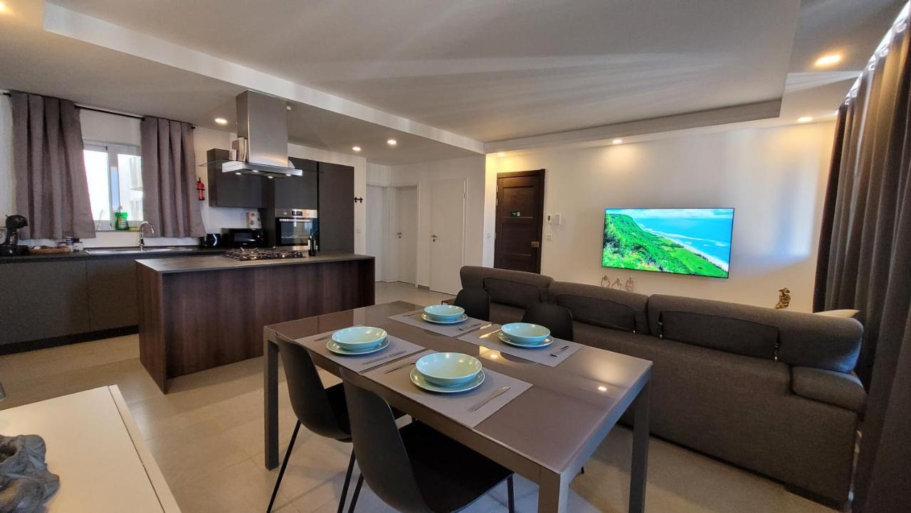 Stylish - Modern - Large Terrace - 2 Bed - 200 M From Sea - Fully Air Con St. Paul's Bay Exterior foto